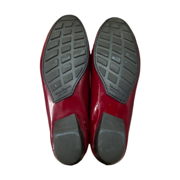 SALVATORE FERRAGAMO | Burgundy Patent Leather Loafers in Size US 9.5 - Picture 8 of 9